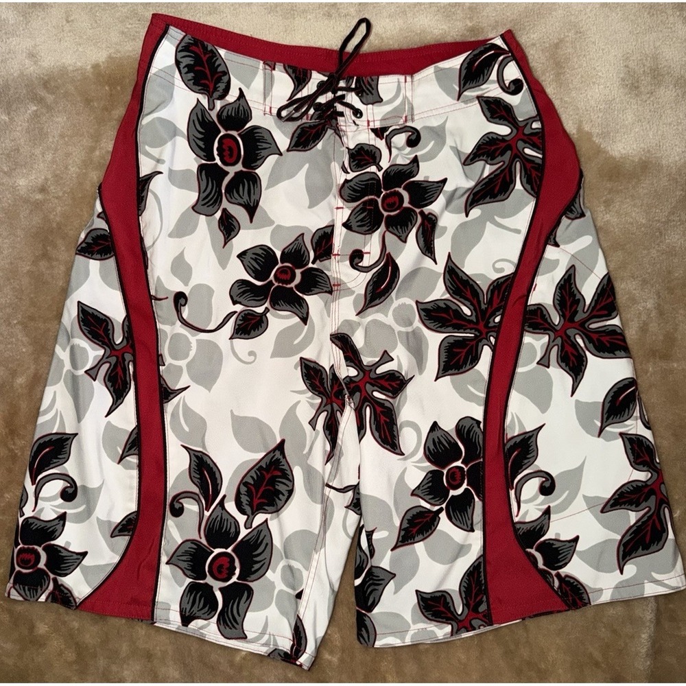Roundtree And Yorke Swim Trunks Size 32 Floral Lined Red Black White